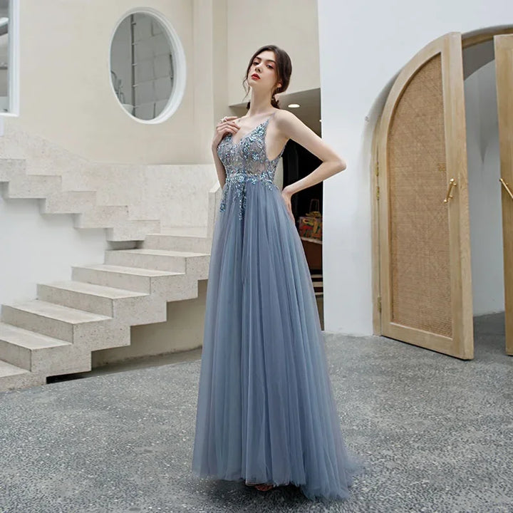 "Elegant V-Neck A-Line Split Tulle Evening Dress"